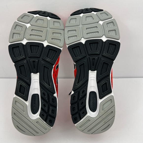 NEW BALANCE RUNNING SHOES, US MEN’S SIZE 10, TOP IS RED AND NAVY BLUE COLOR - Picture 13 of 16